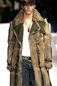 Мужское пальто из меха дикой лисы Dolce & Gabbana
