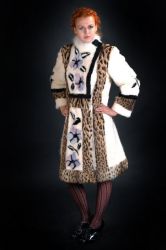 Дизайнерское пальто из меха щипанной нутрии и меха дикого кота.